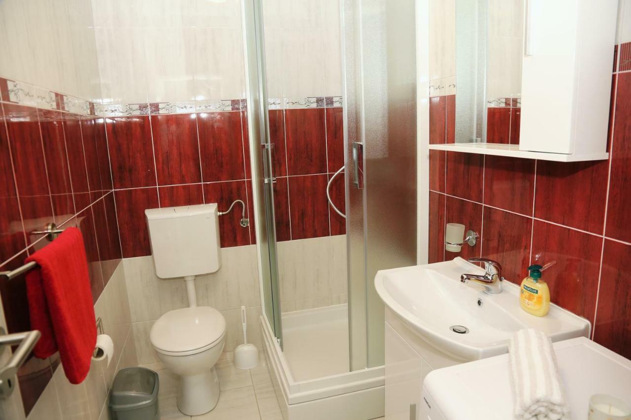 Apartments Tonia Br. 1 Zavalatica Zewnętrze zdjęcie