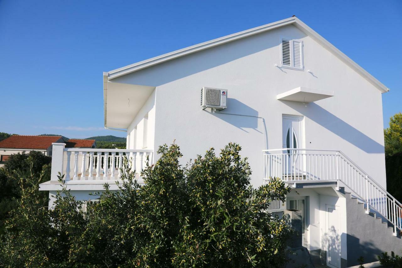Apartments Tonia Br. 1 Zavalatica Zewnętrze zdjęcie