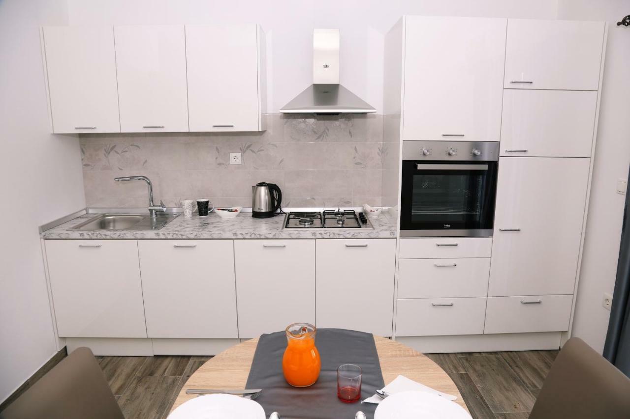 Apartments Tonia Br. 1 Zavalatica Zewnętrze zdjęcie